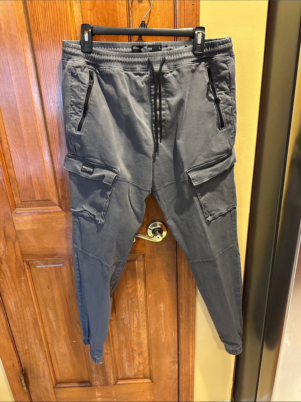 Hollister Men's Charcoal Gray Cargo Joggers with Drawstring